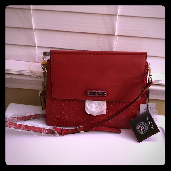 Nicole Lee Handbags - 🆕Nicole lee bag flat